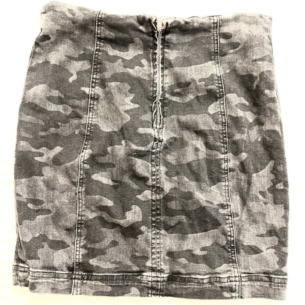 Free People Gray Camo Stretch Mini Skirt